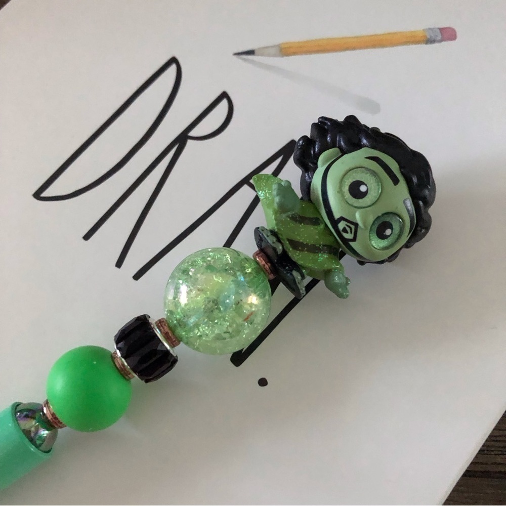 Disney Doorables: Encanto: Bruno handmade beaded pen